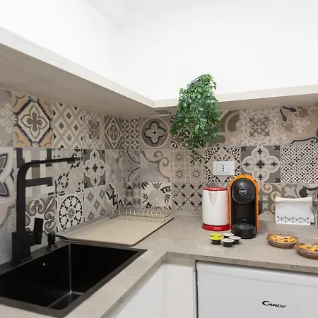 Apartment Elegant House - 5 Minuti Da Ponte Milvio
