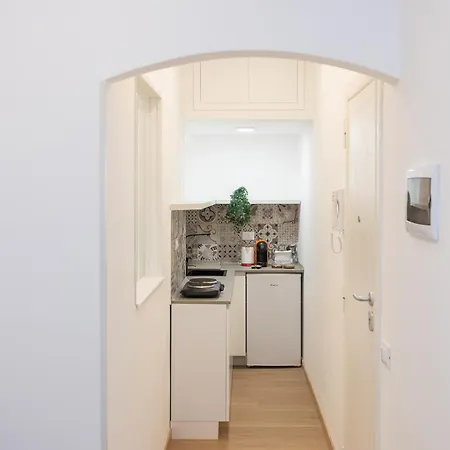 Apartment Elegant House - 5 Minuti Da Ponte Milvio