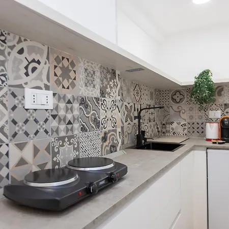 Apartment Elegant House - 5 Minuti Da Ponte Milvio