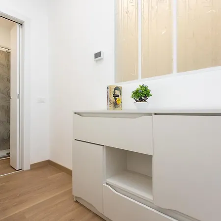 Elegant House - 5 Minuti Da Ponte Milvio Appartamento